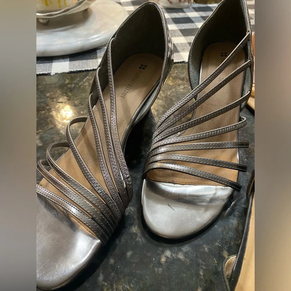 Sandal Dump! Pick whichever you like! Naturalizer & more! - Picture 8 of 11